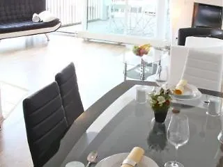 City Oranienburger Straa E Szálloda *